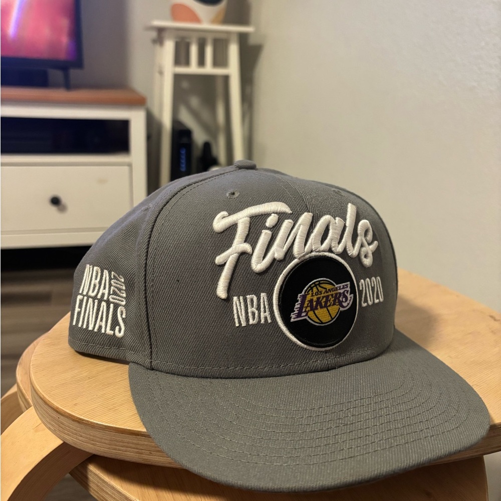 New Era LAKERS NBA Finals Snapback Hat